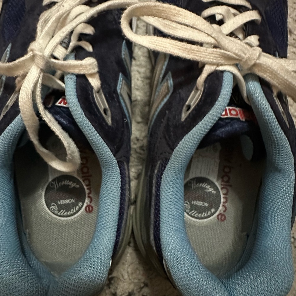 New Balance 990 Dark Blue, White and Light Gray Sneakers Size 6.5 D - Picture 2 of 7